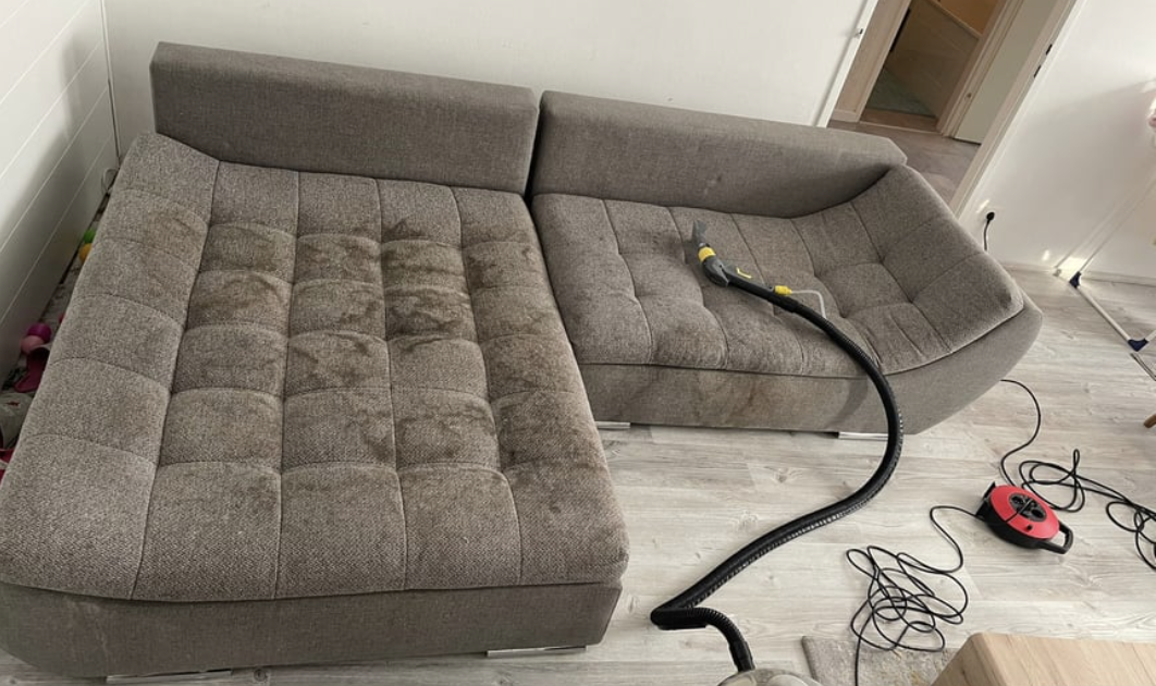 Nettoyage-canapé-photo-avant-après-angers
